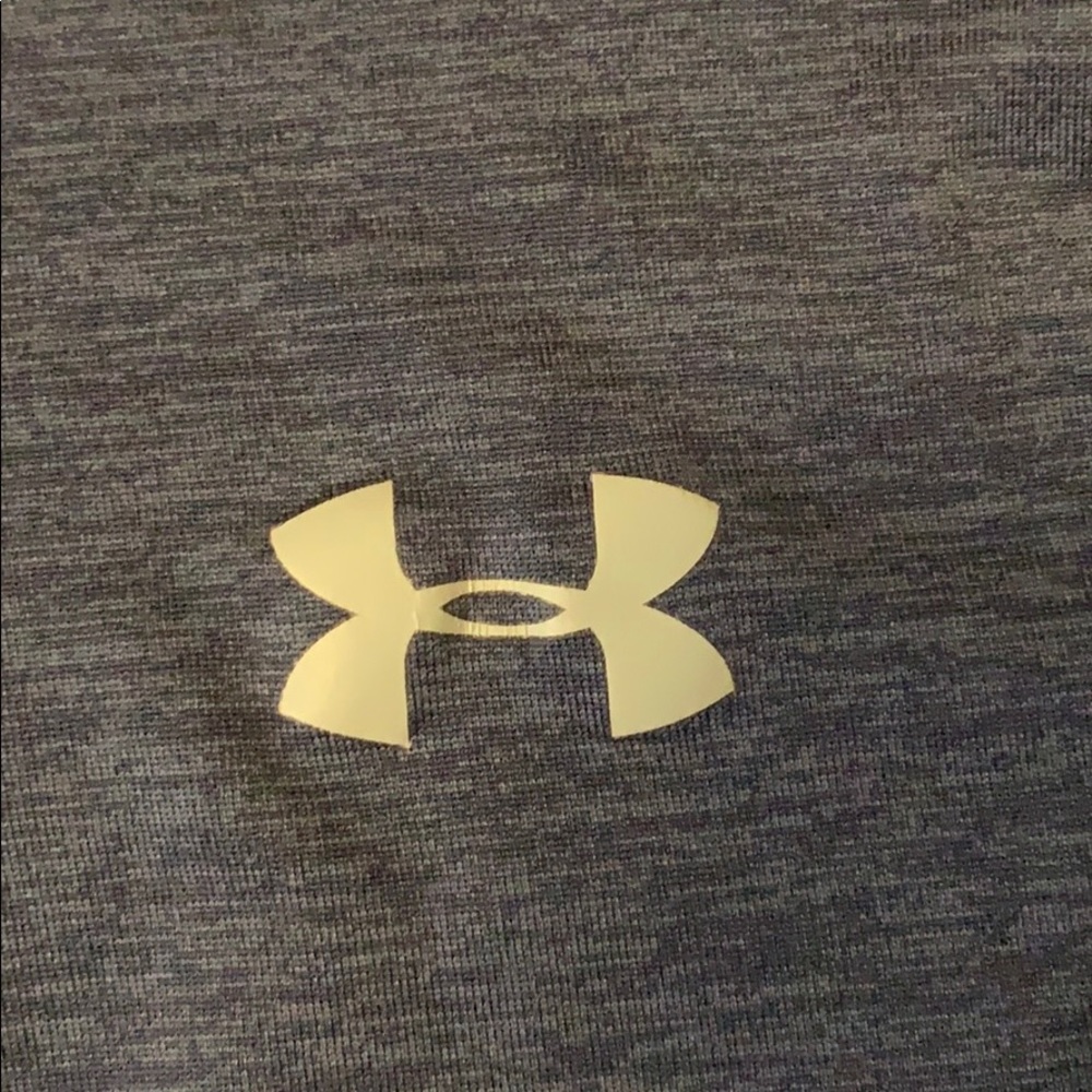 UA shirt - Picture 3 of 4